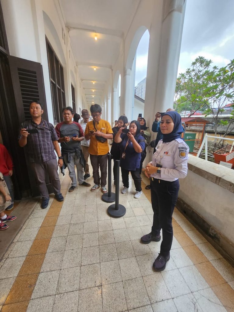 KAI Wisata Merayakan Malam Tahun Baru 2025 dengan Heritage Lawang Sewu