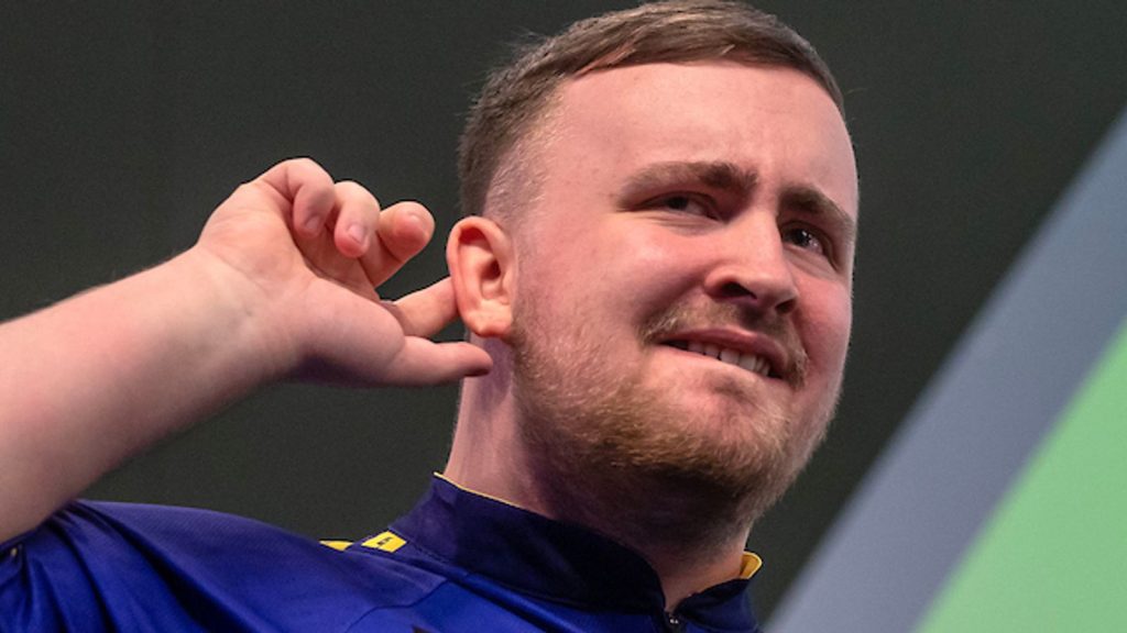 Kejuaraan Dart Dunia: Luke Littler mengalahkan Ryan Joyce 4-3 dalam kontes menegangkan untuk mencapai perempat final | Berita Dart