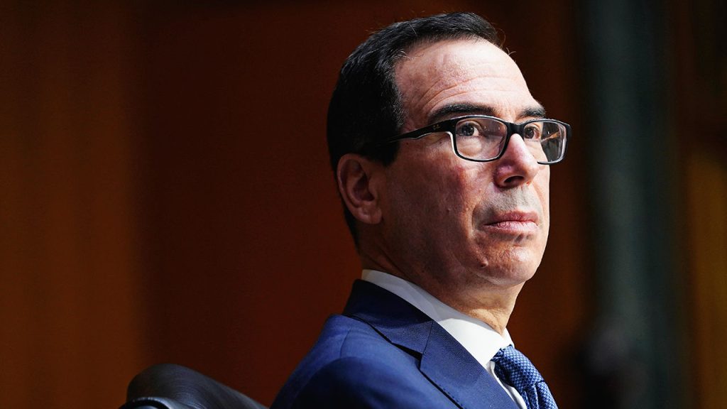 Pertama Steven Mnuchin membeli NYCB, sekarang dia menginginkan TikTok