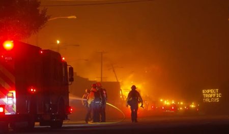 1.000 Narapidana Terlibat dalam Pemadaman Kebakaran Hutan di Los Angeles