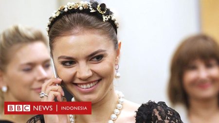 Alina Kabaeva: Kiprah sosok wanita Rusia ‘pendamping’ Vladimir Putin