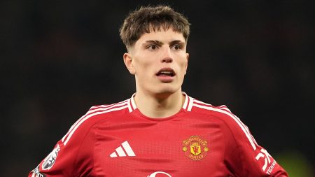 Alejandro Garnacho: Chelsea mempertimbangkan untuk merekrut pemain sayap Manchester United sebelum jendela transfer Januari ditutup | Berita Sepak Bola