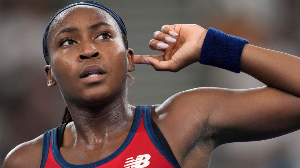 Coco Gauff mengalahkan Iga Swiatek untuk kedua kalinya berturut-turut menjelang Australia Terbuka dengan kemenangan Piala United | Berita Tenis