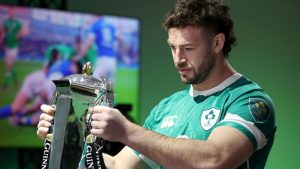 Six Nations: Caelan Doris dari Iland kembali untuk Tes Prancis tetapi Mack Hansen, Tadhg Furlong dan Ronan Kelleher Mengesampingkan | Berita Rugby Union