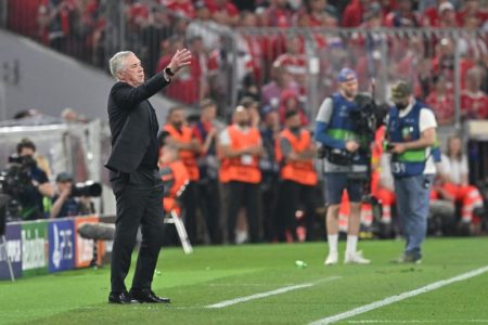 Jelang Final Piala Super Spanyol, Carlo Ancelotti Waspadai Jebakan Offside Barcelona