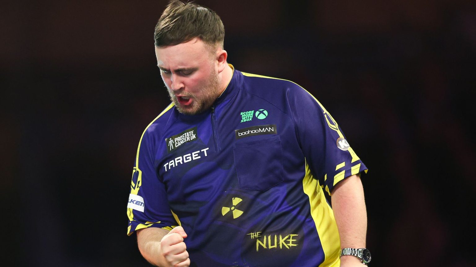 Kejuaraan Dart Dunia: Luke Littler menyiapkan pertarungan terakhir dengan Michael van Gerwen setelah penampilan luar biasa vs Stephen Bunting | Berita Dart