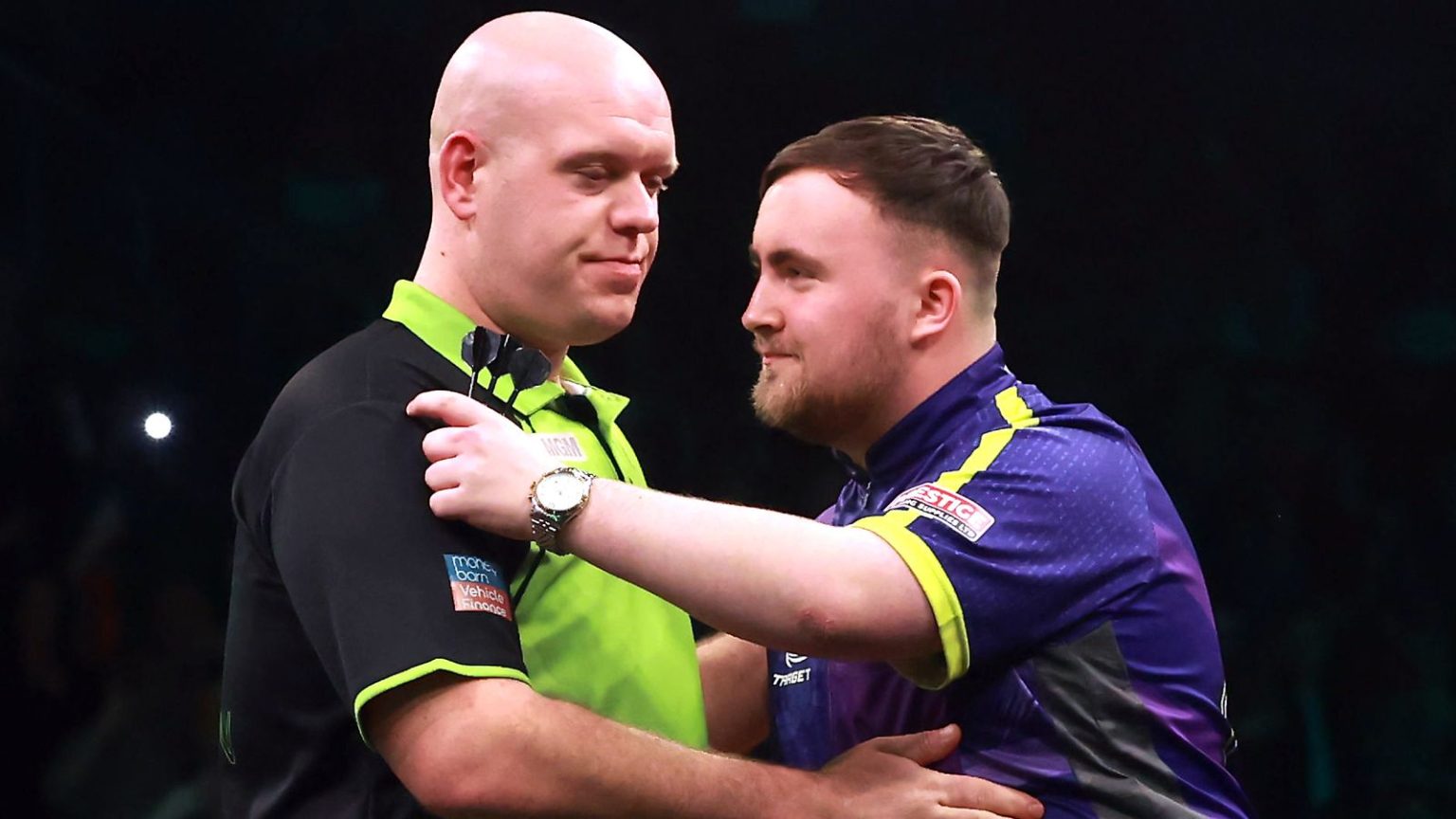 Kejuaraan Dart Dunia: Michael Van Gerwen bersumpah untuk menjauhkan Luke Littler dari gelar menjelang final | Berita Dart