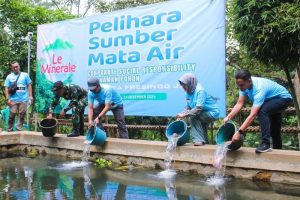 Komitmen Mewujudkan Keberlanjutan Air Bersih dengan Menanam Pohon