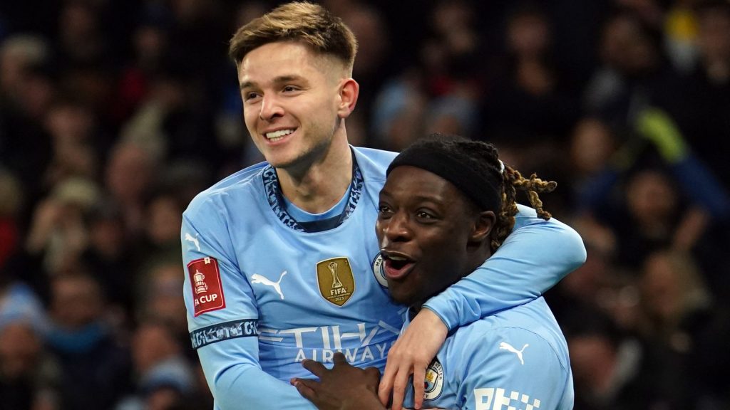 Man City 8 – 0 Kota Salford