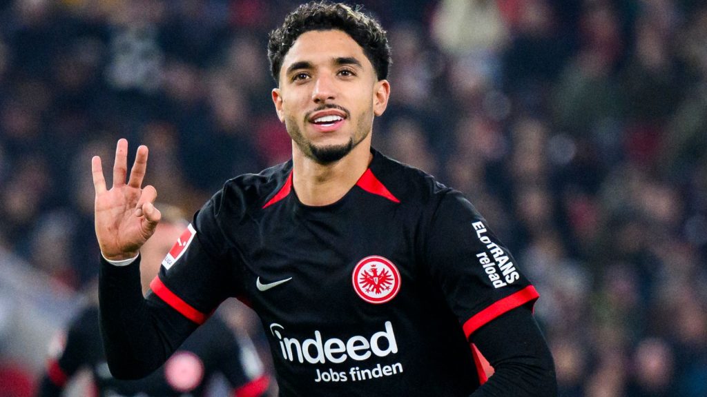 Transfer Omar Marmoush ke Man City: Penyerang Eintracht Frankfurt menyelesaikan kepindahan Januari dengan harga awal £59 juta | Berita Sepak Bola