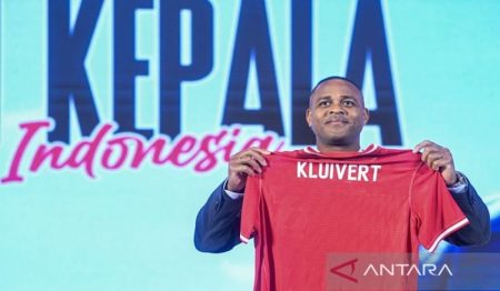 Patrick Kluivert Targetkan Timnas Indonesia Raih Empat Poin dari Laga Melawan Australia dan Bahrain