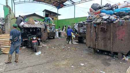 Pemkot Bandung Klaim Laju Pembuangan Sampah ke TPA Sarimukti Menurun