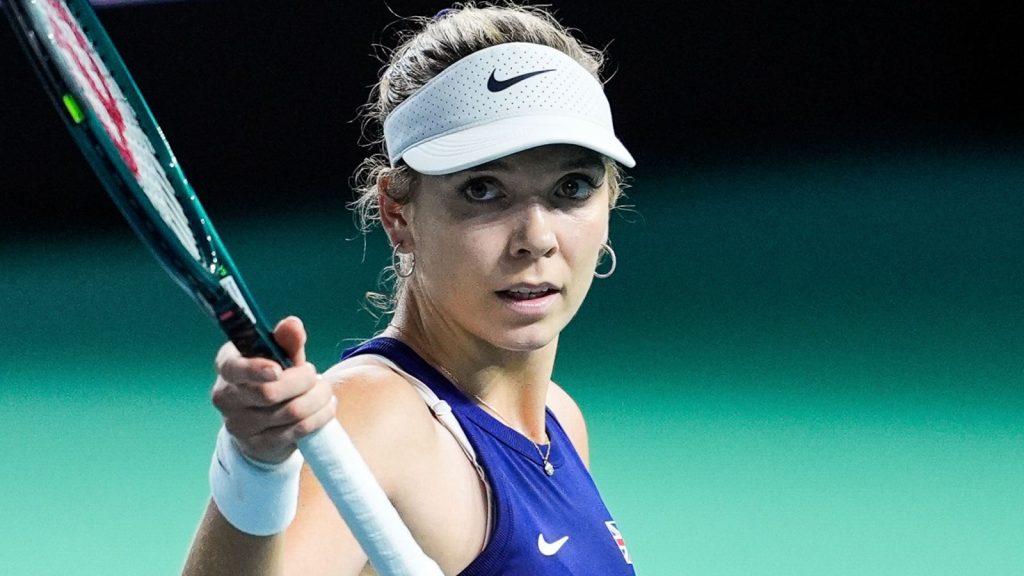 Piala Bersatu: Katie Boulter kalah telak dari Iga Swiatek saat Inggris tersingkir di perempat final dari Polandia | Berita Tenis