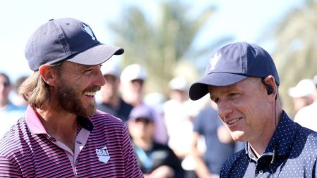 Piala Tim: Tommy Fleetwood memperoleh poin kemenangan saat Inggris Raya dan Irlandia mendominasi acara bergaya Piala Ryder | Berita Golf