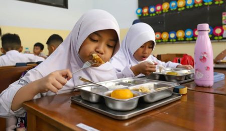 Program Makan Bergizi Gratis di Pondok Pesantren Libatkan 1.500 Dapur