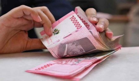 Rupiah Naik Tipis, Tertahan di Rp 16.190 per Dolar AS