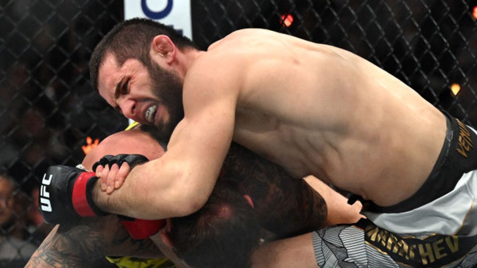 UFC 311: Makhachev mencetak rekor baru dan mempertahankan sabuk ringan untuk keempat kalinya berturut-turut | Berita WWE