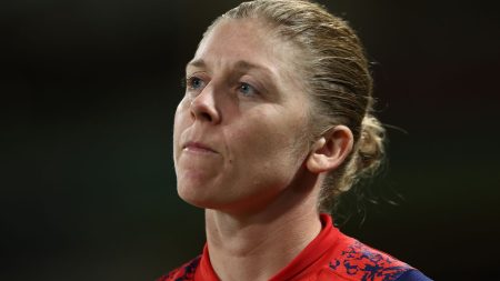 Heather Knight ‘merasa bertanggung jawab’ untuk bentuk abu miskin Inggris: Kami memiliki poin untuk membuktikan | Berita kriket