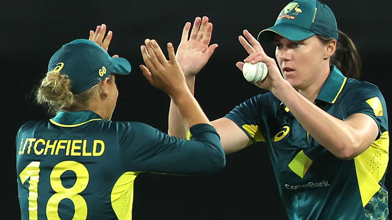 Women’s Ashes: Australia langsung memenangkan seri saat Inggris menderita kekalahan enam kali metode DLS yang menyakitkan di T20 kedua | Berita Kriket