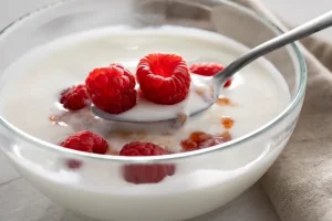 13 Manfaat Yogurt untuk Kesehatan Dari Memperkuat Tulang hingga Menurunkan Risiko Kanker