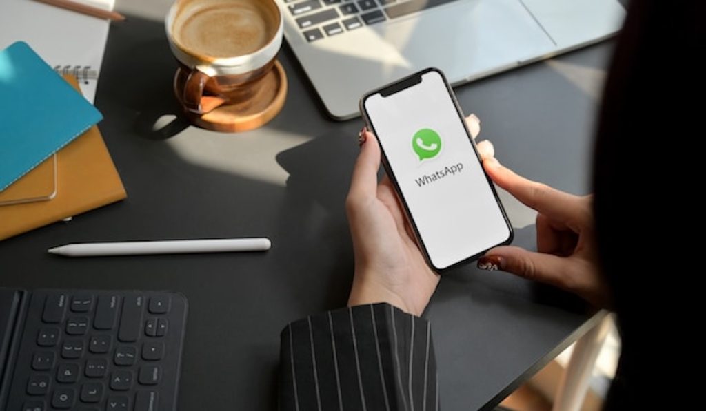 7 cara mengetuk whatsapp yang sering digunakan, bersama dengan tips untuk menghindarinya