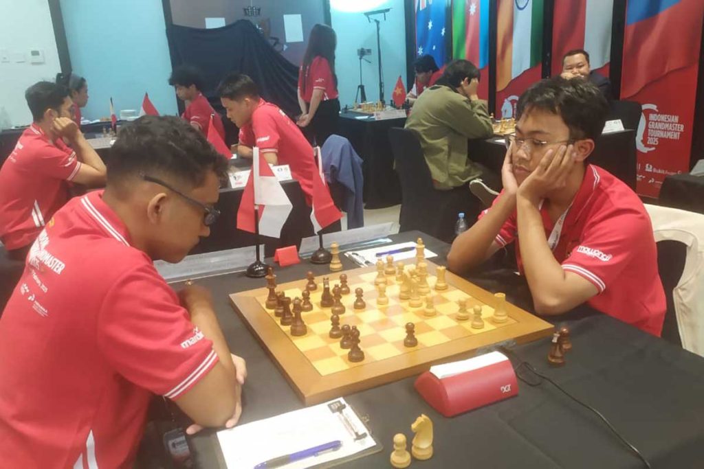 Aditya Bagus Arfan ingin memperbaiki peringkat Anda di Turnamen GM 2025