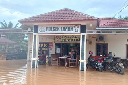 Banjir Landa Sarolangun, tahanan polisi dievakuasi