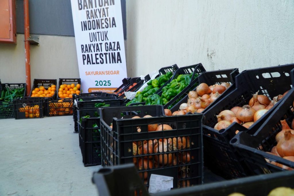 Bantuan 2 ton sayuran dan buah segar dari Muhammadiyah untuk Palestina secara resmi pergi