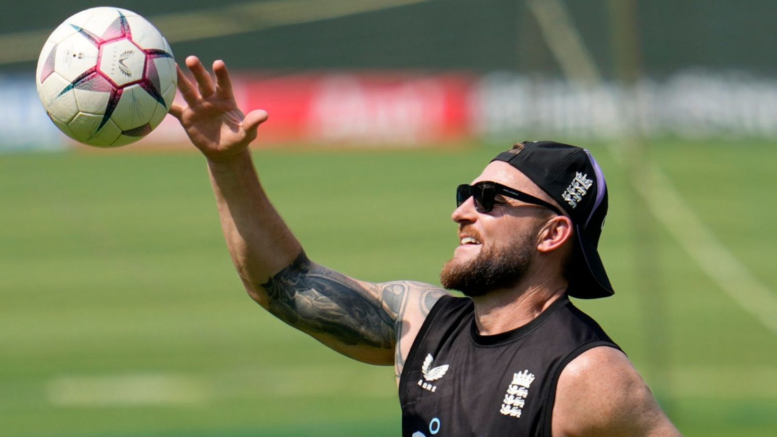 Brendon McCullum mengatakan jadwal pelatihan pelonggaran Inggris turun ke cedera setelah kritik Kevin Pietersen | Berita kriket