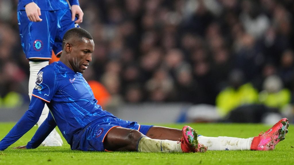 Cedera Nicolas Jackson: Striker Chelsea mengesampingkan hingga April dengan masalah hamstring | Berita sepak bola