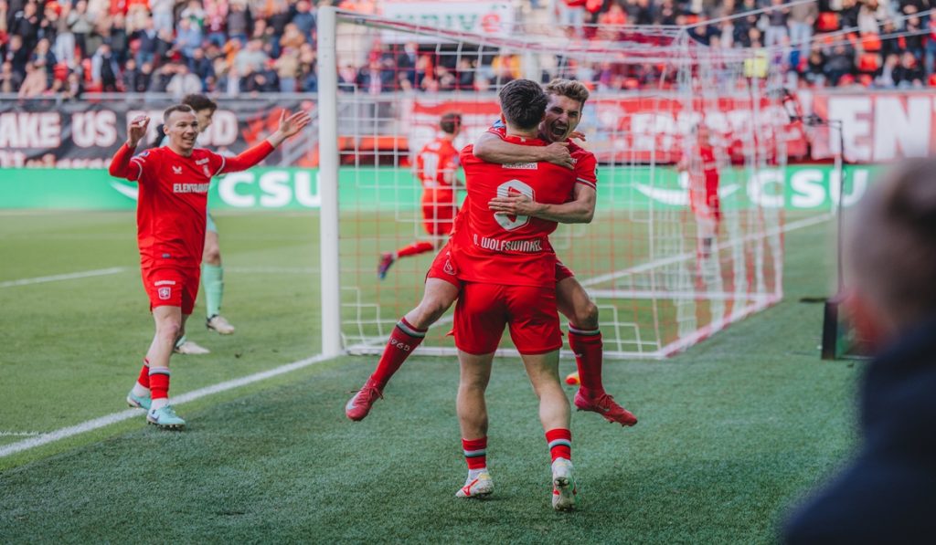 FC Twente vs Nec Nijmegen, klubnya Mees Hilgers Bend Calvin Verdonk dan teman -teman