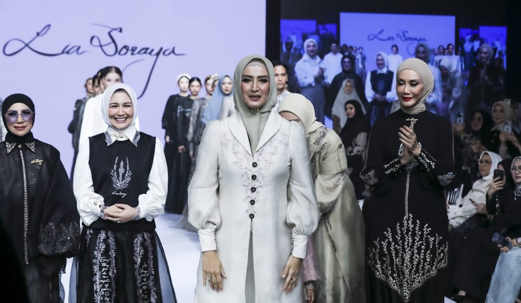 Ini adalah 6 seri fashion yang disajikan oleh Jenama Lia Soraya