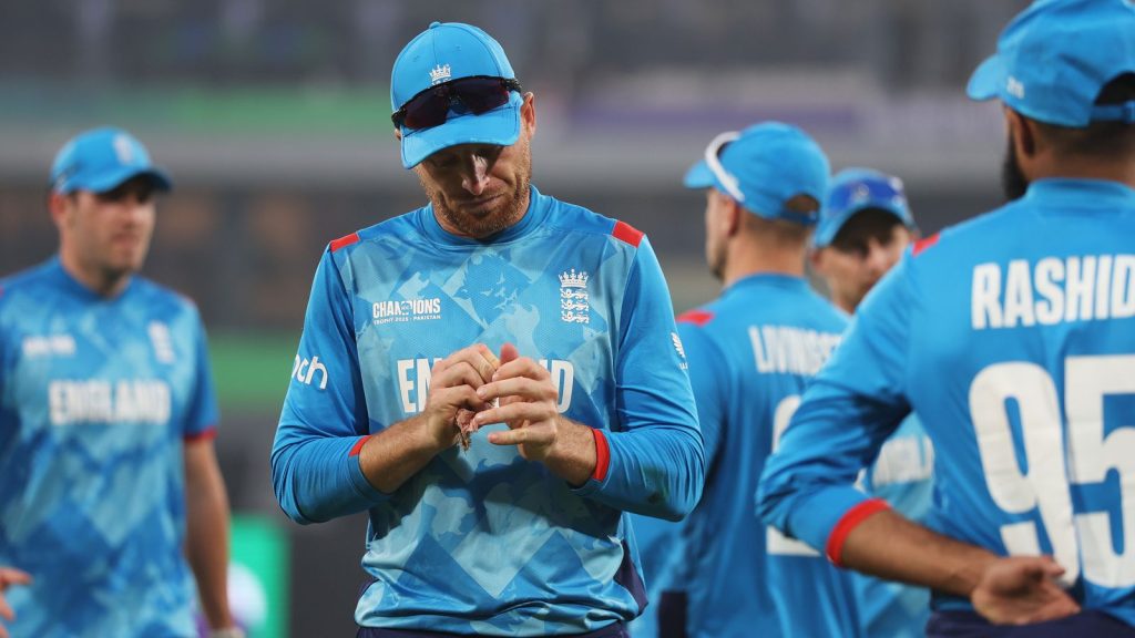 Juara Inggris Trophy keluar menggarisbawahi regresi sisi ‘satu dimensi’, kata Nasser Hussain dan Michael Atherton | Berita kriket