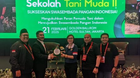 Kementerian Ekonomi Kreatif berkolaborasi dengan petani muda