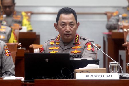 Kepala Kepolisian Nasional menekankan bahwa TNI-Polri tetap solid meskipun ada serangan di kantor polisi Tarakan