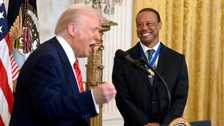 Kepala Tiger Woods dan Liv bertemu Presiden Donald Trump di Gedung Putih dalam dorong untuk ‘bersatu kembali’ Golf Pria | Berita golf