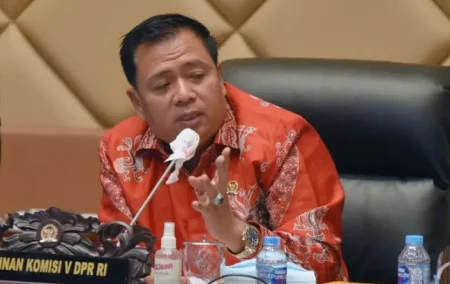 Komisi V berharap efisiensi anggaran tidak memiliki dampak buruk pada publik