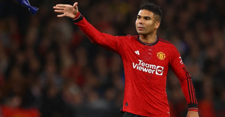 Liga Inggris Casemiro menekankan untuk tetap di Man United