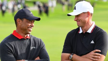 Ludvig Åberg pada foto dengan Tiger Woods, PGA Tour menang di Torrey Pines dan momentum Piala Ryder awal untuk Eropa | Berita golf