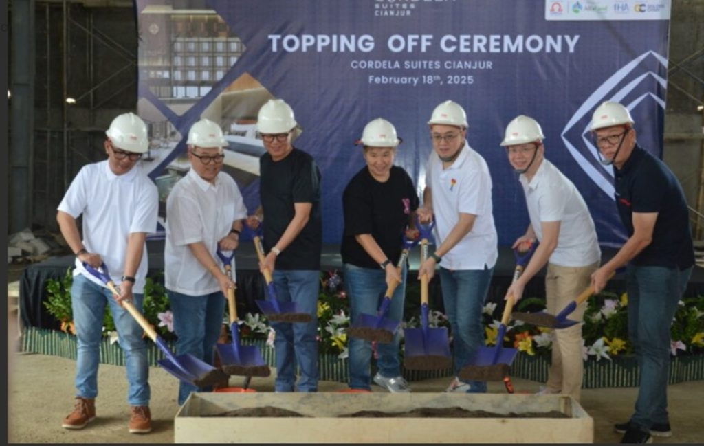 Manajemen hotel omega bersama dengan investor melakukan cordela suite cianjur dari topping