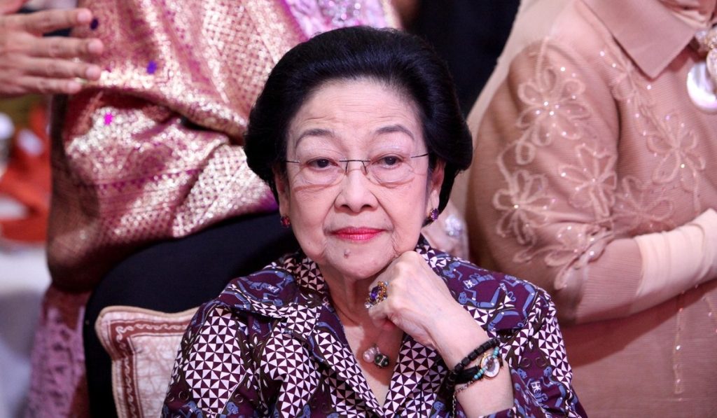 Megawati dilarang bergabung dengan retret, suara kepala regional yang dibawa oleh PDIP di java tengah terbelah