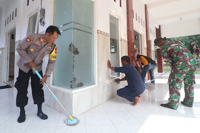 Menjelang Ramadhan, Polisi Sidoarjo secara bersamaan membersihkan 40 masjid