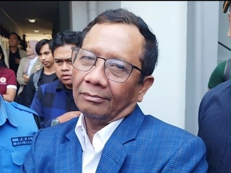 Nilai mahfud indonesia tidak sepenuhnya gelap