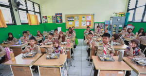 Pemerintah Provinsi Jakarta memperluas program makan bergizi gratis