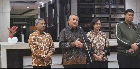 Pemerintah mengeluarkan SBN untuk membayar program tiga juta rumah