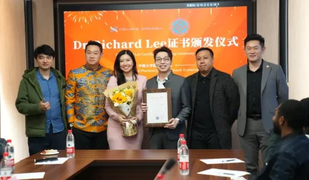 Penelitian tentang sel induk, dokter Richard Lee dengan peneliti dan kampus Cina