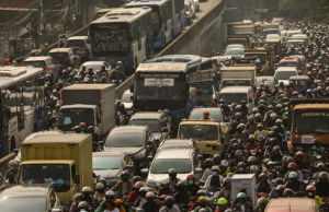 Penggunaan bahu jalan tol di kota Pangkas waktu 16 menit