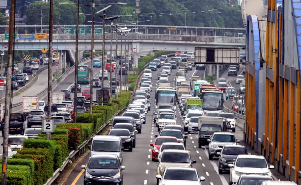 Penggunaan jalan tol di kota, kendaraan darurat Metro Polda tetap diprioritaskan