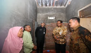 Perbaikan rumah yang tidak dapat dihuni di Pemalang disambut dengan antusias oleh penduduk