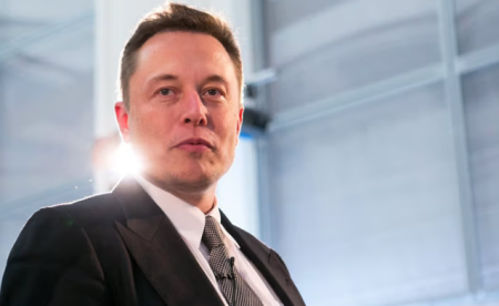 Peringatan kuat Elon Musk untuk karyawan federal AS membuat kemarahan